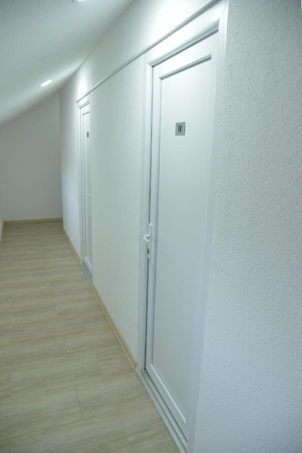 Binta Hostel Vranje Extérieur photo