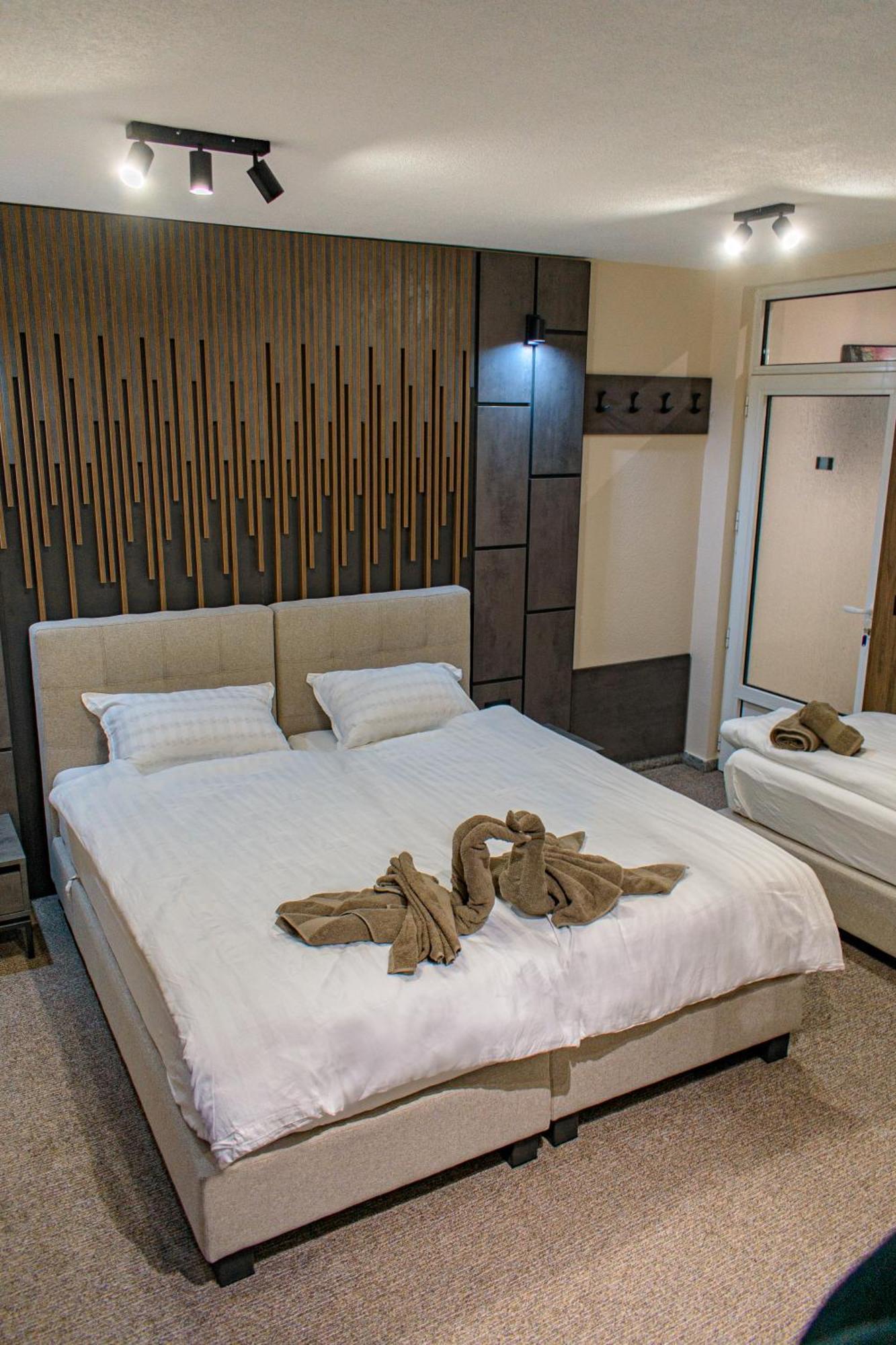 Binta Hostel Vranje Extérieur photo